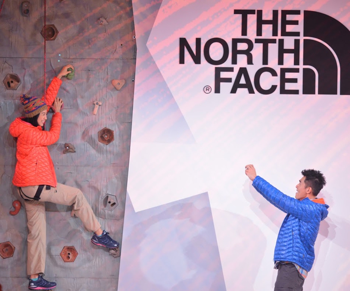 【The North Face2014品牌日】運動美模林可彤首度體驗攀岩，與運動型男楊一展搭檔，展現戶外女孩舞台魅力