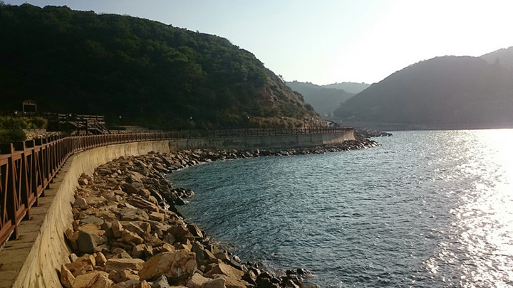 15811726085_929422e969_c