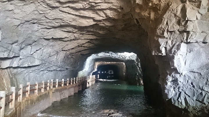 15812947282_c6589553be_b