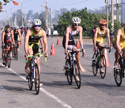 臨時演員也是演員,分齡選手也是選手。