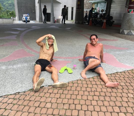 歡螢光臨,那瑪夏超馬賞螢兩日賽