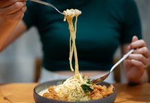 馬拉松的肝醣超補不是亂吃就有效 怎麼吃才能幫助你