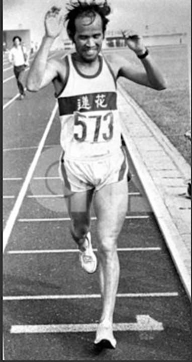  陳長明摘下1985台灣區運會馬拉松桂冠 (圖片來源：中央通訊社)