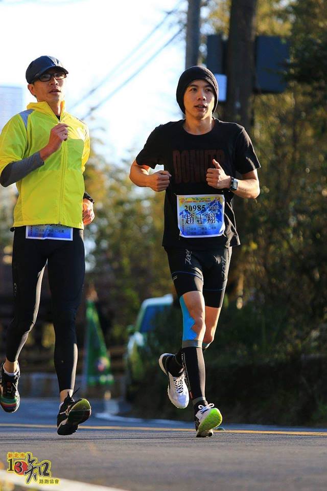 他參加幾場超級馬拉松如鎮西堡超級馬拉松