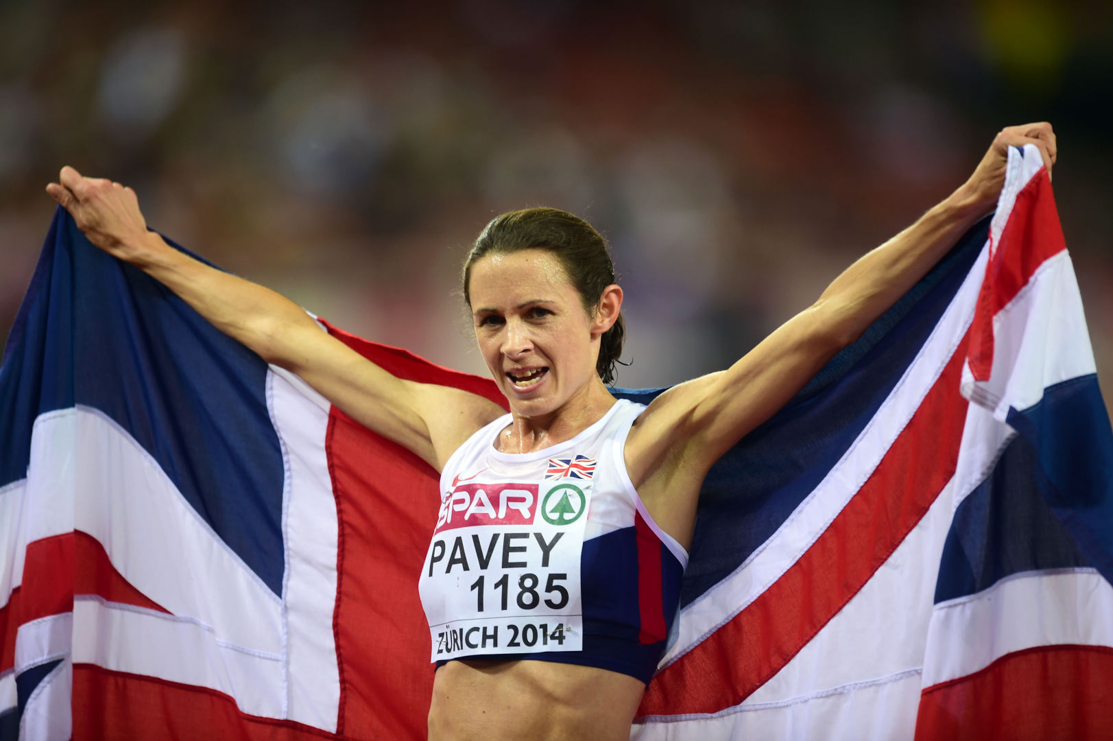 1973年出生的Jo Pavey(喬‧帕維，全名Joanne Marie Pavey)是來自英國的長跑運動員