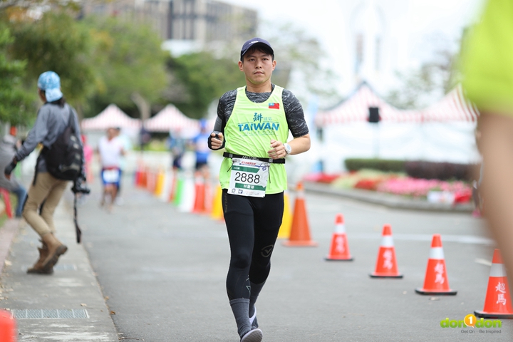2018年在冬山河百英里超馬奪下優勝的林慶華,第一次挑戰24小時賽