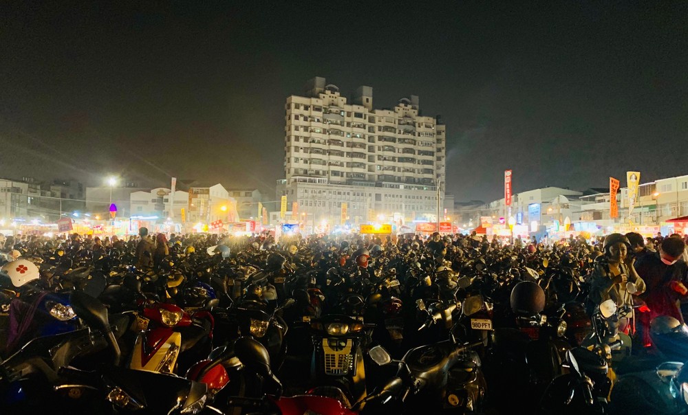 三鐵選手時常旅行到另外一個城市去比賽,往往選手本身也自覺是觀光客,會期待嘗試當地好吃的美食。