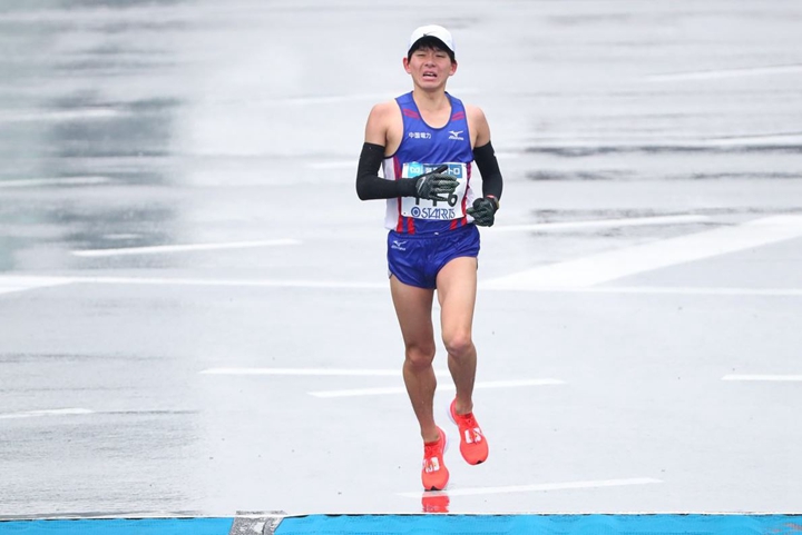 藤川拓也拿下日本第二位，