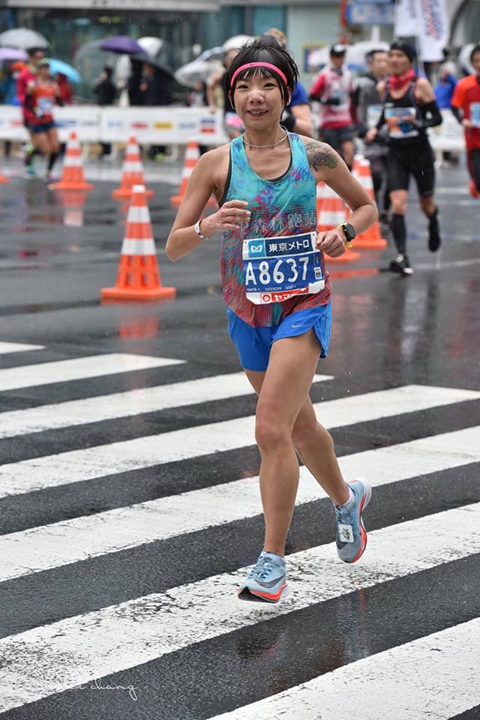 蔡佳真在今天東京馬拉松跑出3小時04分09秒，突破個人最佳，圖片來源:高捷。
