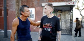 米謝爾談到Skid Row Running Club表示：「我們是個跑步俱樂部，這就是我們的樣貌，但在更重要的層面上，它是一個社區。這群人每一天都可以細分任何一個小組，彼此互助，當有人迷失了道路時，會有其他的夥伴施予援手。」