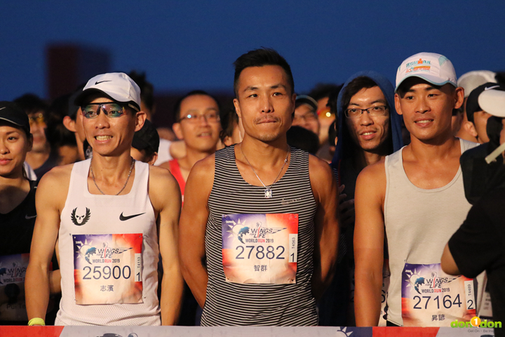 左起台南一哥蘇志濱、最強市民跑者李智群、台灣三鐵一哥謝昇諺。