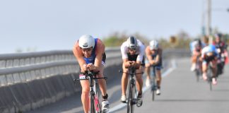 IRONMAN 70.3 Taiwan 在有「鐵人三項聖地」美譽的台東舉辦，其媲美國際級的經典賽道讓許多選手趨之若鶩。