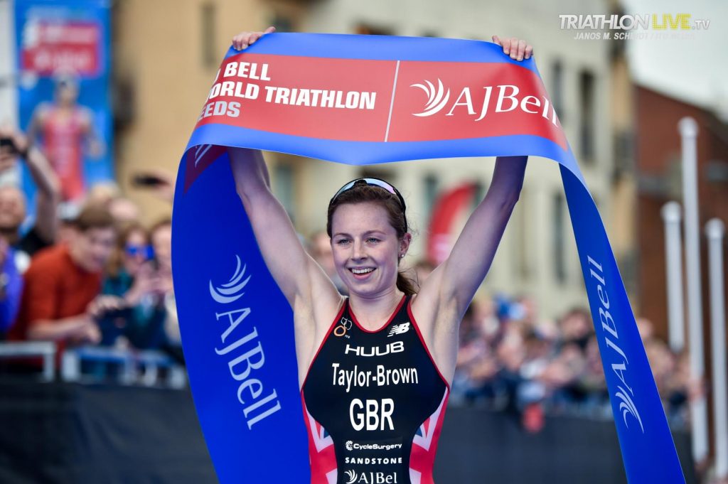 Georgia Taylor Brown以1:55:46開心衝線。