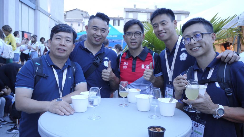 臺灣代表隊與香港代表隊溫教練交流餐敘（圖片來源：Alger Liu）