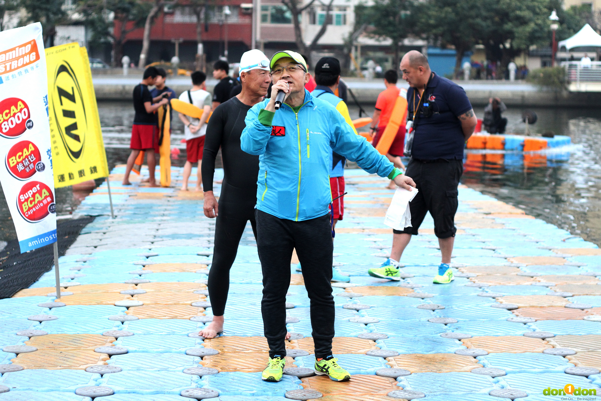 孟大哥總是在賽前跟選手宣導賽道安全，平安完賽才是最重要的。