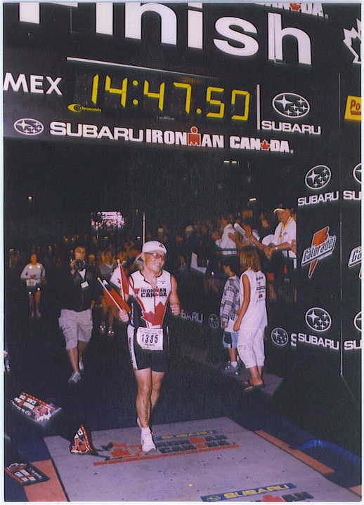 2004年完成IRONMAN Canada超鐵賽。