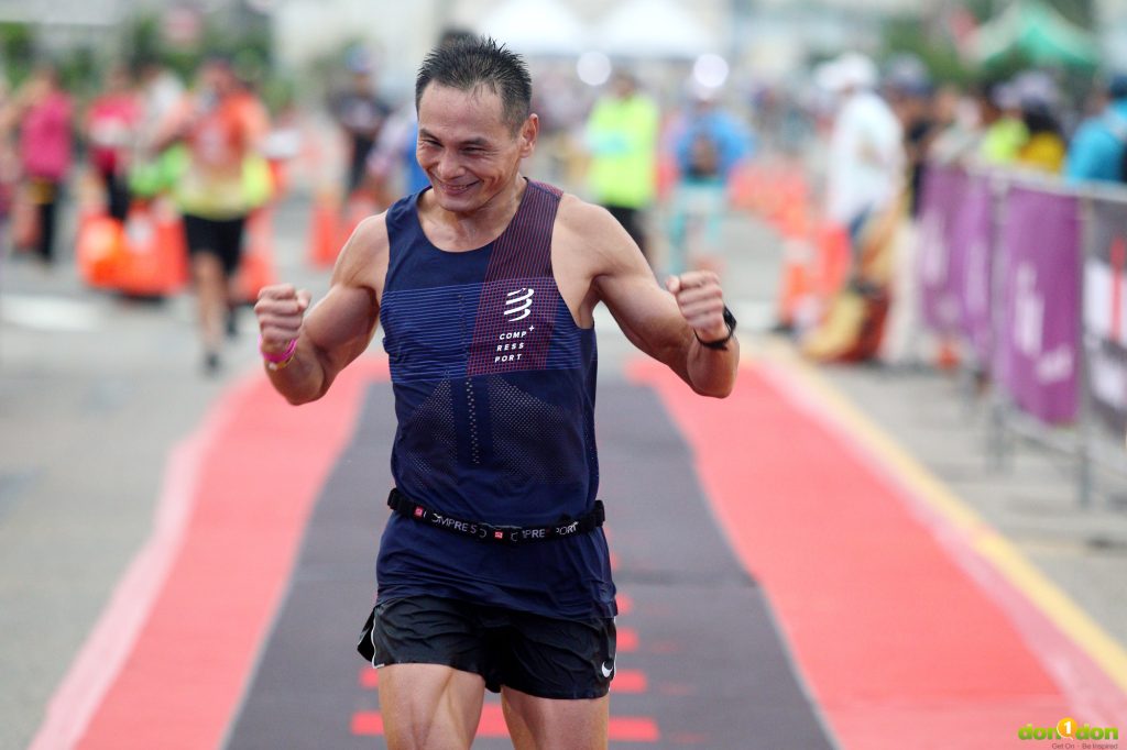 吳家慶從韓國求禮轉戰IRONMAN TAIWAN，破PB通過終點。