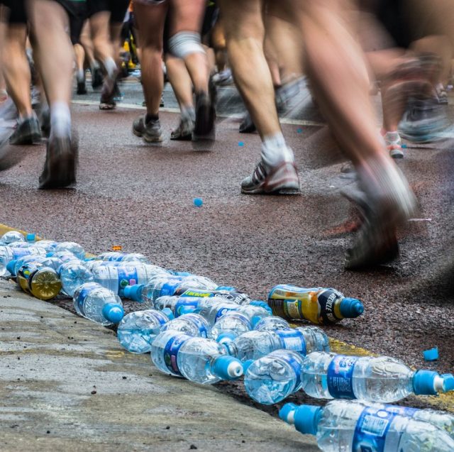 馬拉松賽事產生的塑膠垃圾