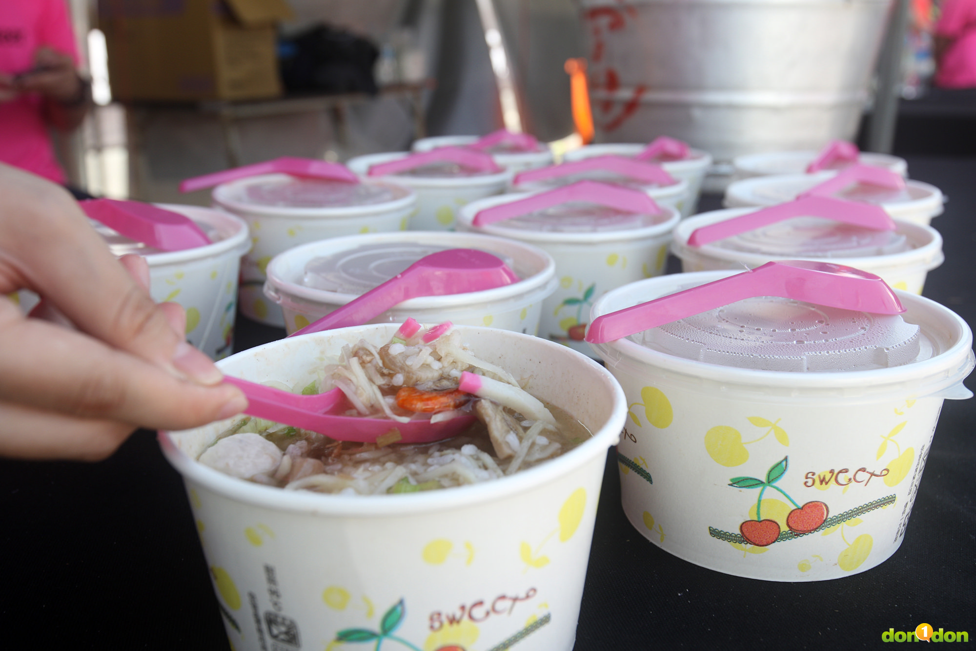 東港櫻花蝦飯湯你吃幾碗？