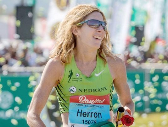 不願被否定 超跑名人卡蜜爾·赫倫的成功之路