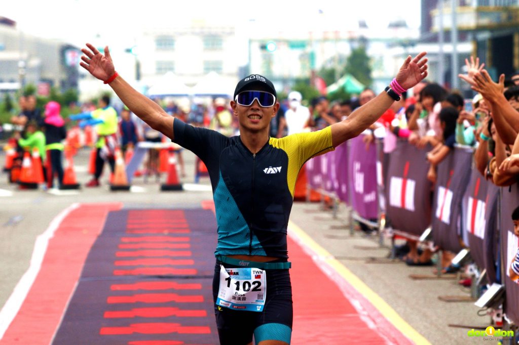 謝漢霖以 09:33:21 獲得2019 IRONMAN Taiwan總排第二名。