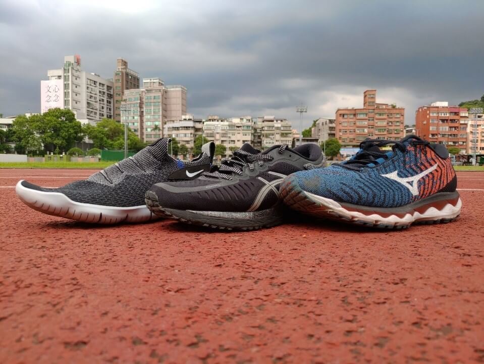 一般跑鞋組 (NIKE Free RN 5.0, ASICS MetaRun, MIZUNO Wave Sky 3 Waveknit)