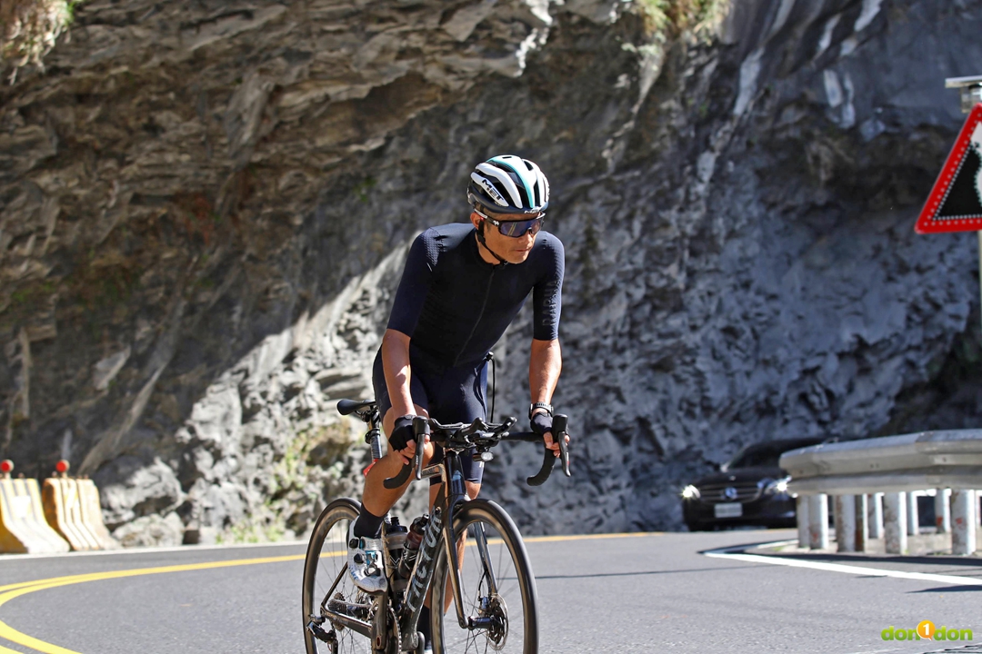 范永奕以 6 小時 06 分的成績完成 180 公里的自行車，是全場自行車速度最快的選手。