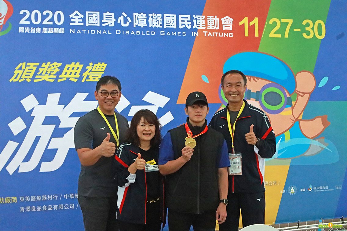 臺北市游泳代表選手 黃清璿 表現亮眼。