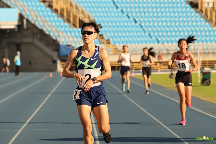 陳昭郡一開始想以85秒速度跑多算多少，作為青年盃三千障礙賽的訓練，三公里後開始掉速，但仍然順利完賽。