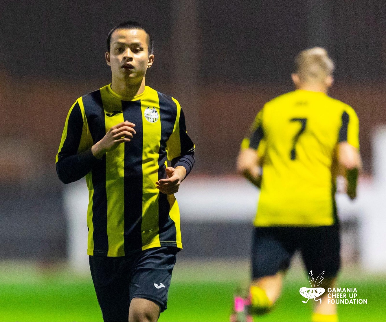 18歲足球小將袁永誠發展亮眼，成為第一位取得西班牙職業隊合約的台灣球員。（圖/橘子關懷基金會）