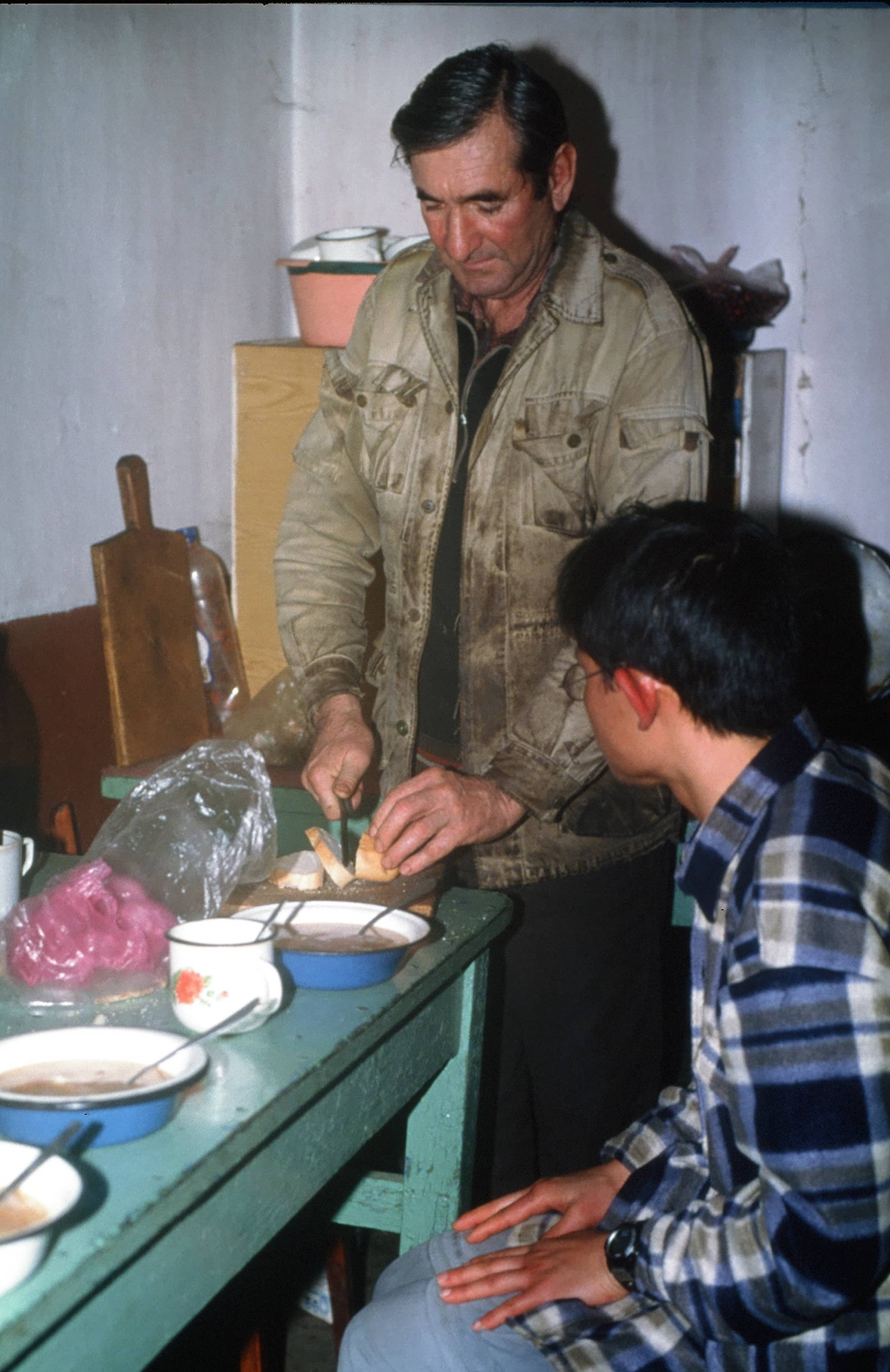 一碗如雪中送炭的濃湯,是陳仲仁至今無法忘懷的滋味。圖片來源:陳仲仁