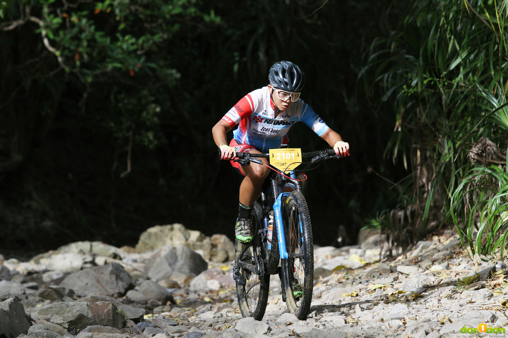 女子組蔡雅羽在大山母山的上坡就將差距拉開，最後拿下 26 公里 Cross Country 女子個人組冠軍。她說：「下坡超爽的！」