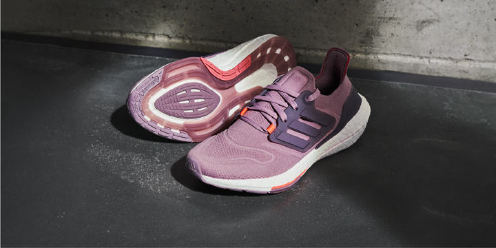  adidas UltraBOOST 22延續旗艦跑鞋優異血統，以BOOST中底科技、Linear Energy Push系統，打造絕佳跑鞋性能