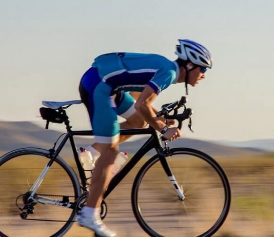 自行車的踩踏頻率與效率 學理與實務之間的權衡