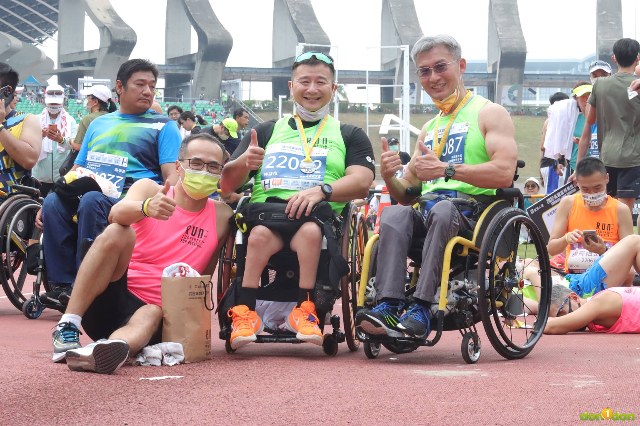 10 月 29 日高雄富邦馬拉松輪椅組正式起跑