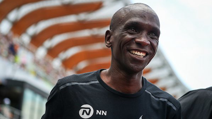 馬拉松王者 Eliud Kipchoge 鼓勵人們重視土地與環境問題。