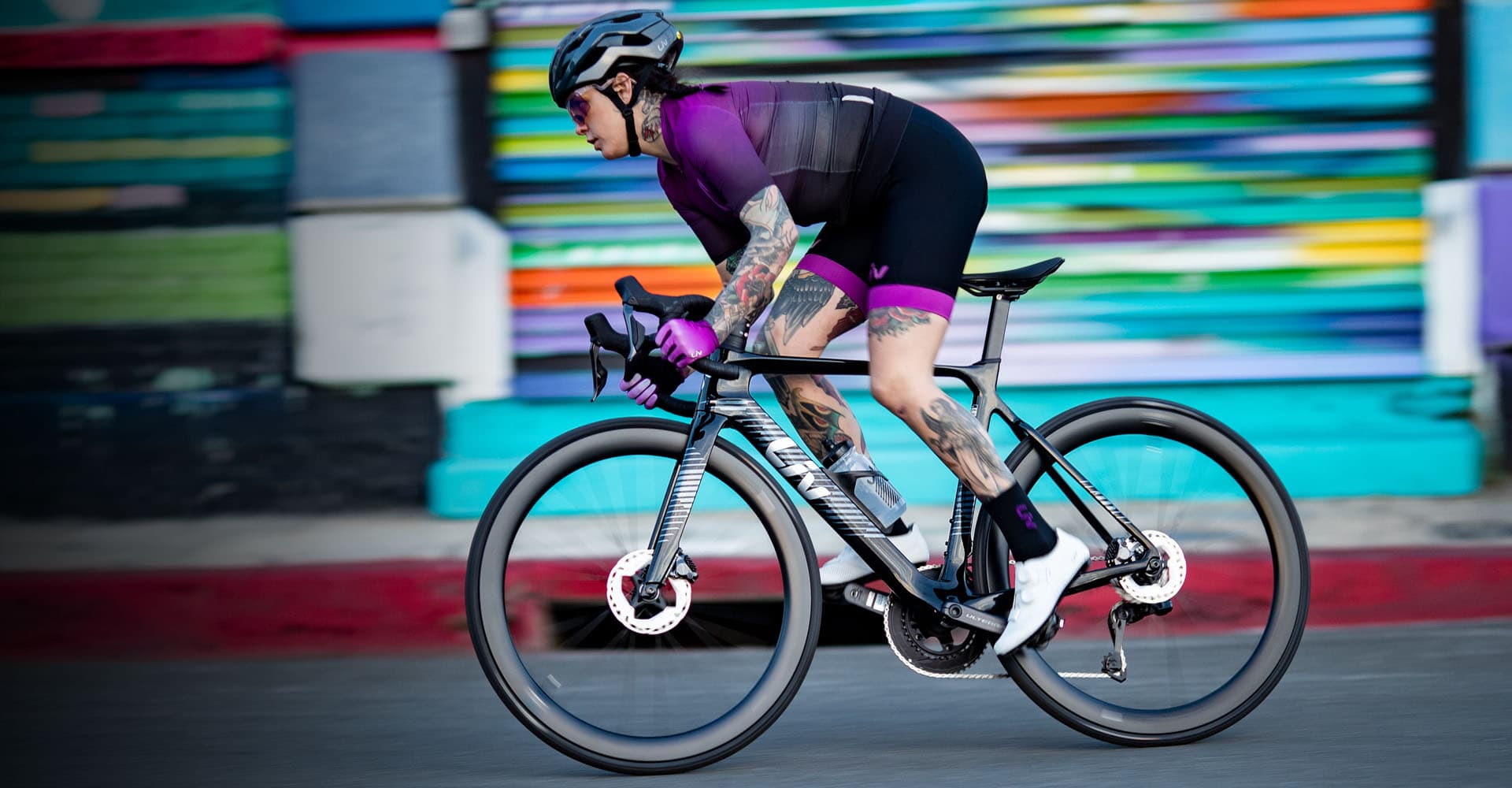 全球唯一女性專屬空力自行車 EnviLiv 全新改款、率性追風