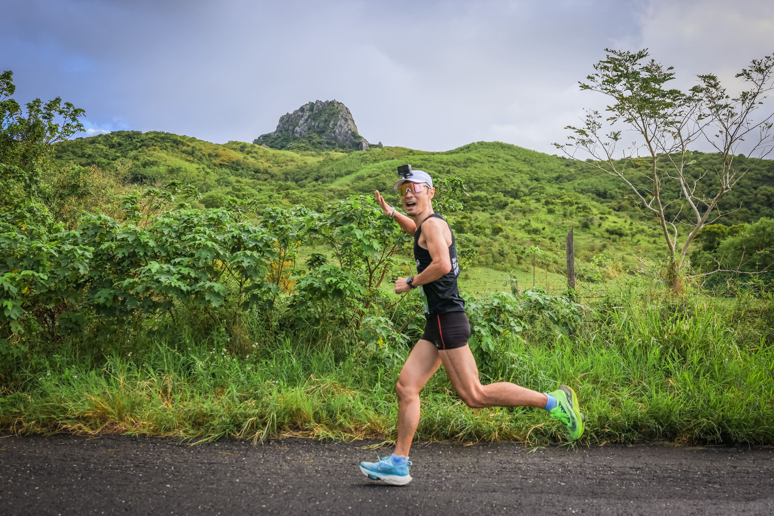 Tomo桑對墾丁馬的熱情感到印象深刻。圖片來源：LAVA Sports 台灣鐵人三項公司