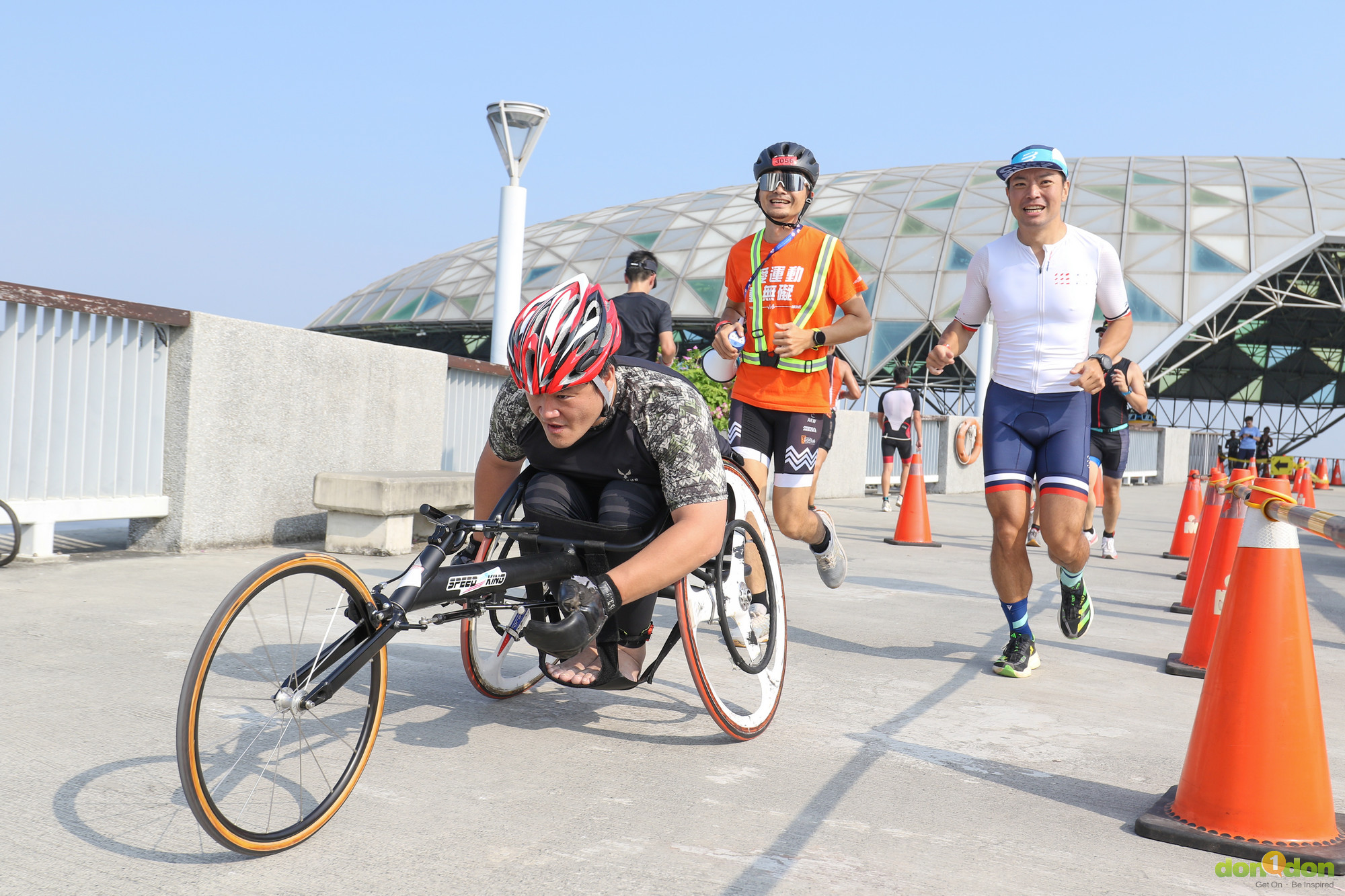 「競速輪椅」選手郭亞聖