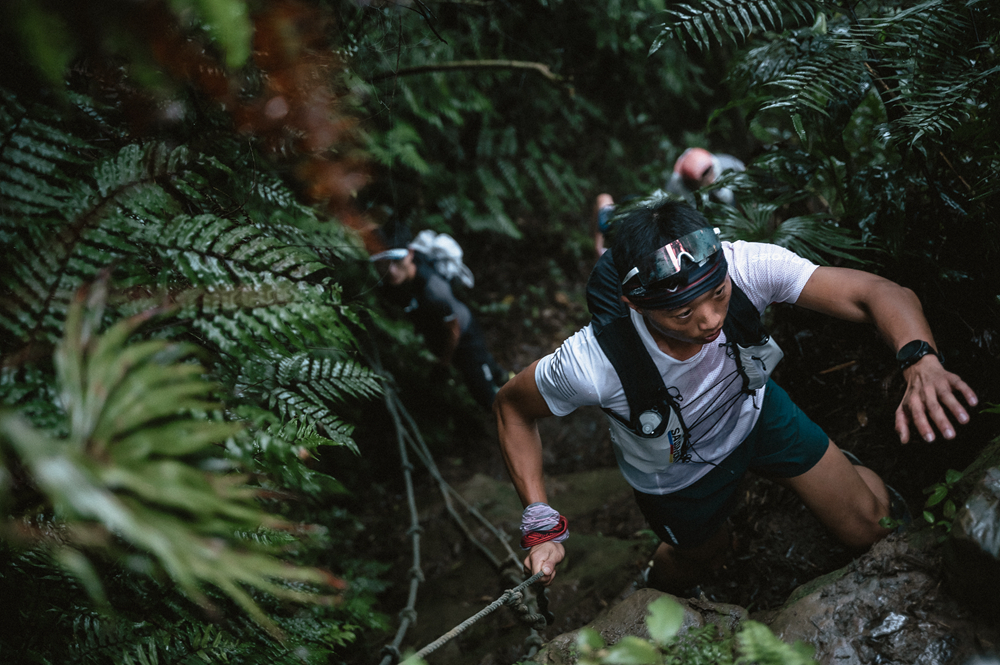 Salomon 野跑訓練營帶領大家手腳並用、穿梭山徑v