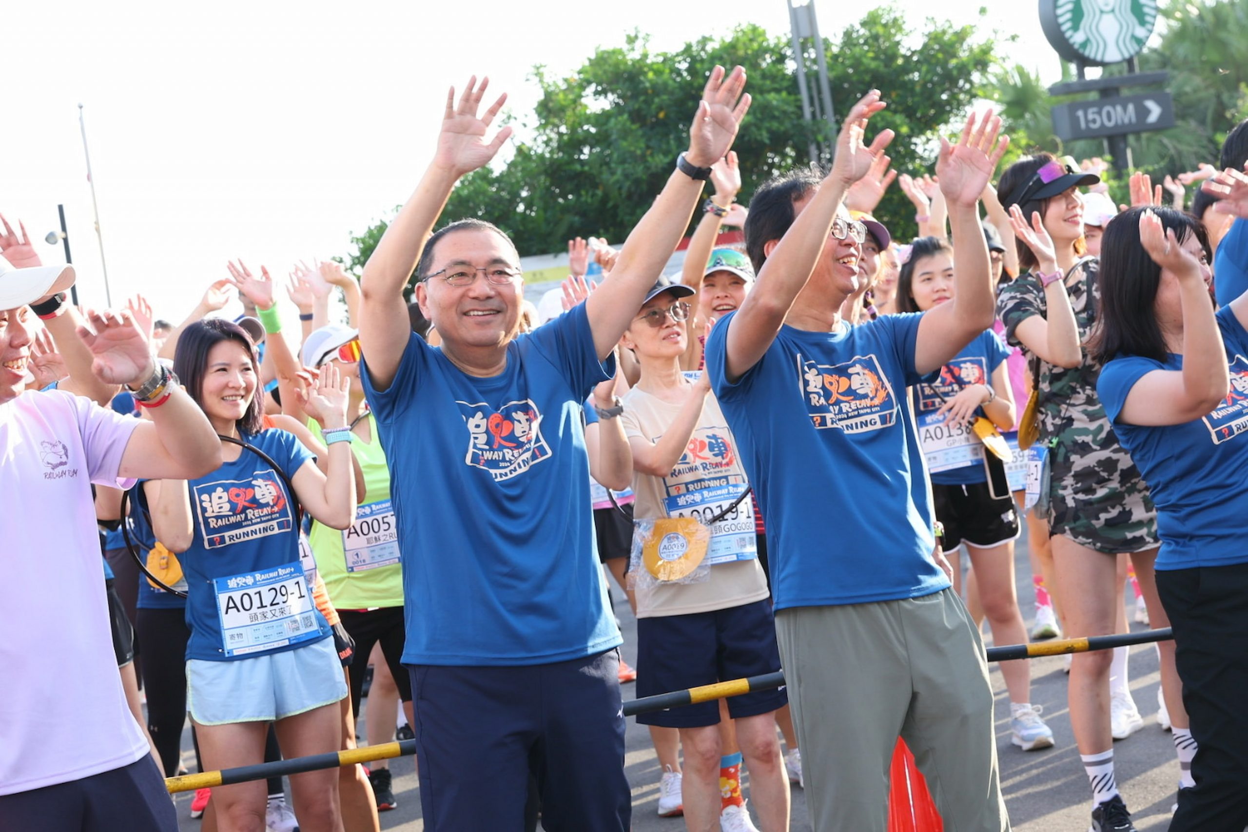 今年「企業團體競賽組」報名數逾百隊，參賽踴躍度更勝以往，侯市長鼓勵同事好友在賽道一較高下，增進感情