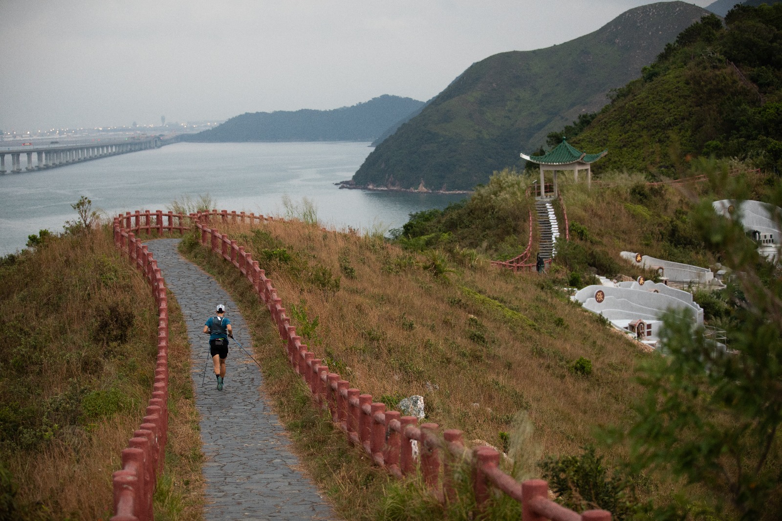100 公里組將帶領跑者穿梭大嶼山。圖片來源：UTMB® 「飛越大嶼」 