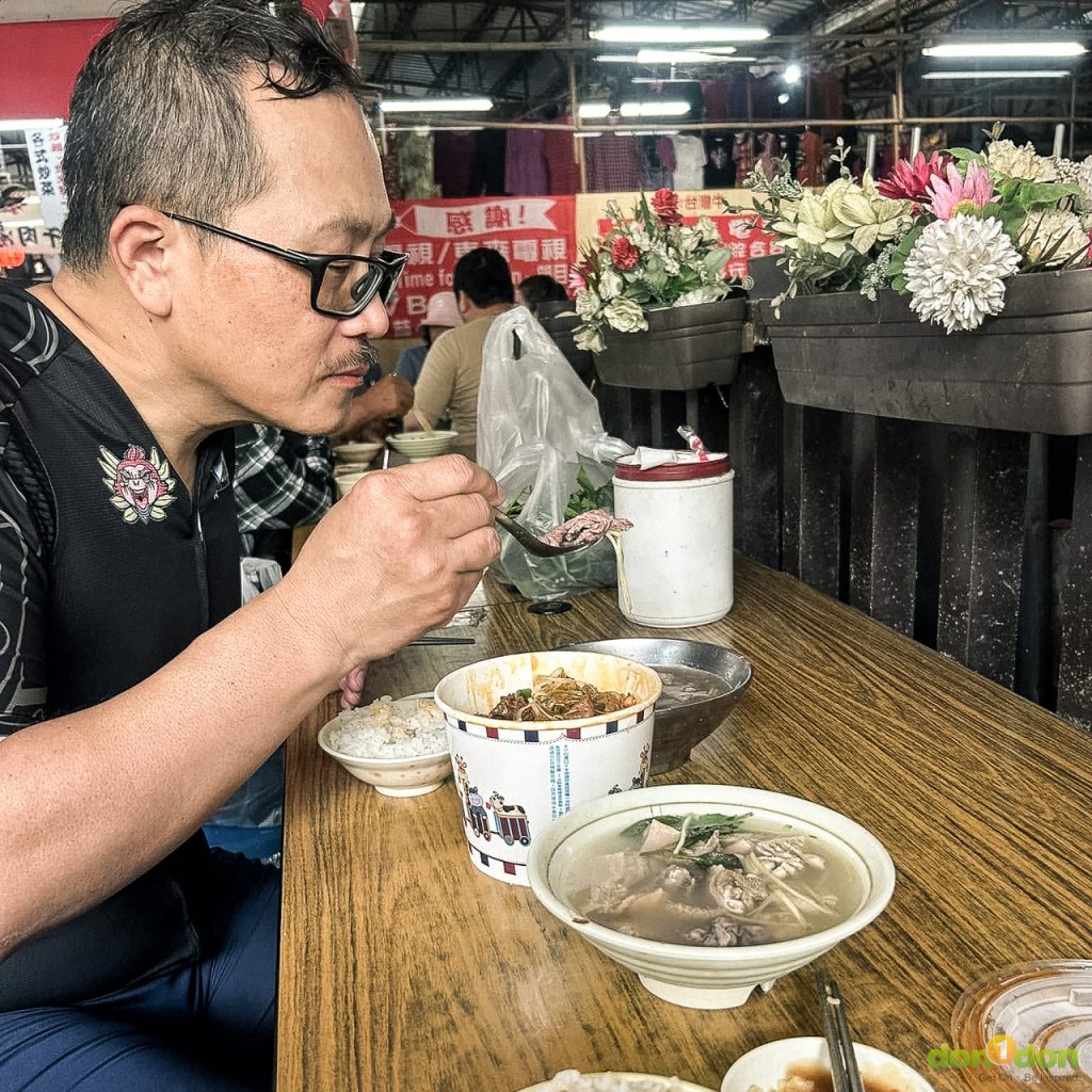 每一次出任務不只為景點，更重要的是吃在地美食逛市集