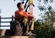 在城市中飛揚 在山林裡充電 Elmo 揹上 Thule AllTrail 訴說心靈語言