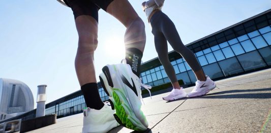 最靈活柔軟的緩震跑鞋 BROOKS GLYCERIN FLEX 大膽邁入跑鞋新紀元