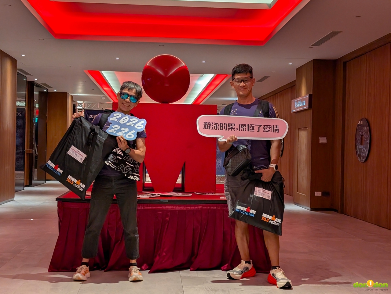 林吟霞與先生張志榮一起挑戰IRONMAN澎湖賽事