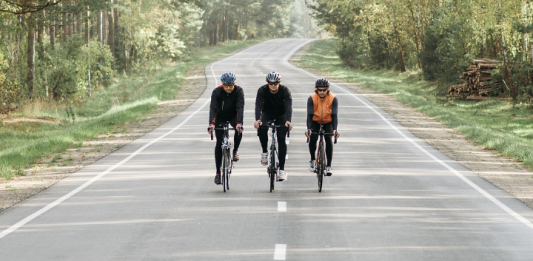Strava 的 2026 炎夏運動趨勢與抗熱訓練指南