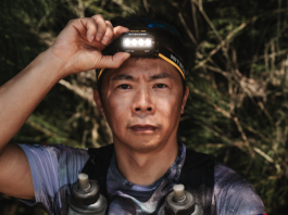 只要有燈,前方就有路:林義傑與 NITECORE HA27 UHE 的超馬哲學