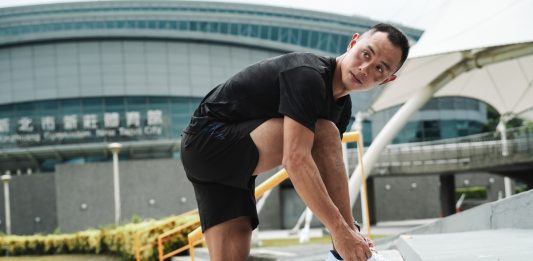 謝漢霖老闆的長跑哲學: WAVE RIDER 30 陪伴跑穩跑得長久