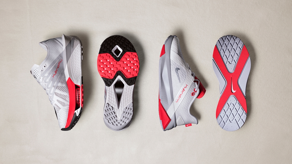 左：Nike Hybrid Fly 右：Nike Hybrid RN